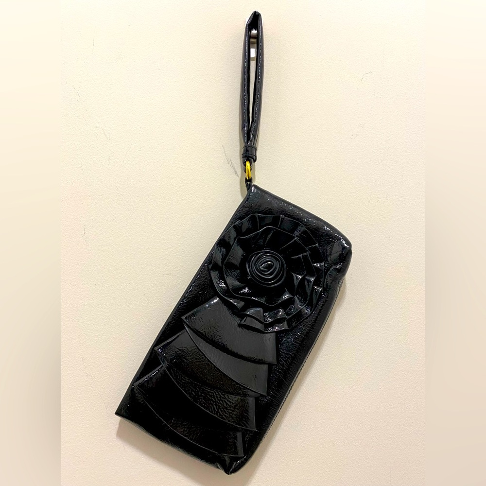 Big Buddha Santa Barbara Black Wristlet purse. Vean Leather